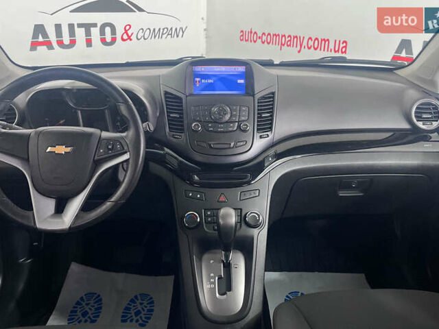 Сірий Шевроле Орландо, об'ємом двигуна 2 л та пробігом 127 тис. км за 12850 $, фото 20 на Automoto.ua