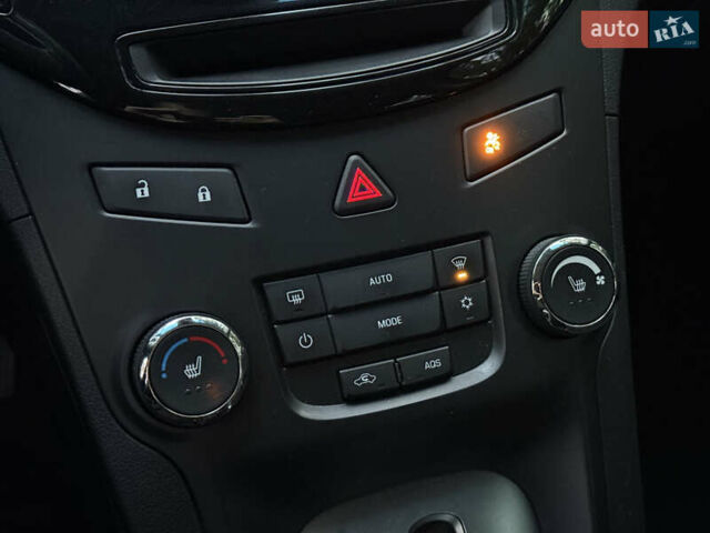 Сірий Шевроле Орландо, об'ємом двигуна 1.8 л та пробігом 167 тис. км за 8600 $, фото 12 на Automoto.ua