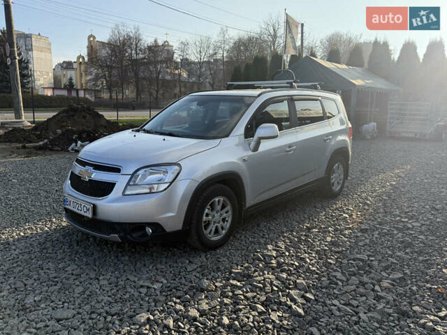 Серый Шевроле Орландо, объемом двигателя 2 л и пробегом 249 тыс. км за 9200 $, фото 3 на Automoto.ua