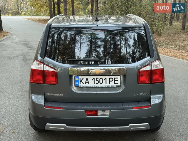 Сірий Шевроле Орландо, об'ємом двигуна 1.8 л та пробігом 167 тис. км за 8600 $, фото 6 на Automoto.ua