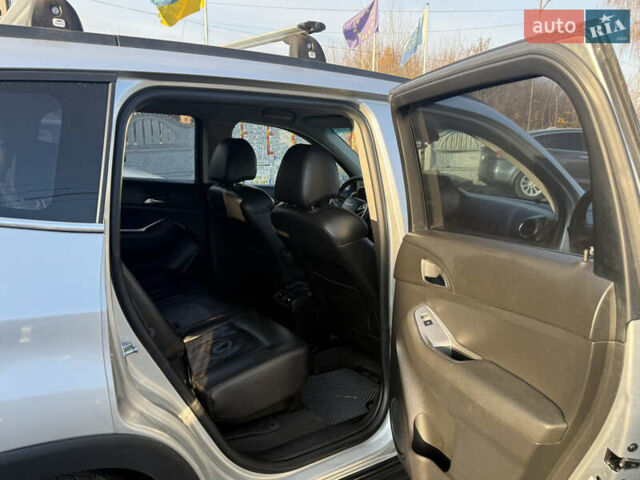 Серый Шевроле Орландо, объемом двигателя 2 л и пробегом 249 тыс. км за 9200 $, фото 5 на Automoto.ua