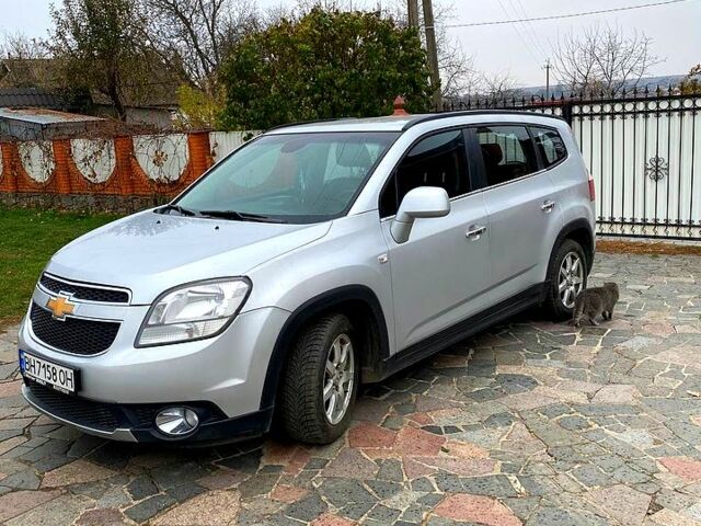 Сірий Шевроле Орландо, об'ємом двигуна 2 л та пробігом 250 тис. км за 8400 $, фото 11 на Automoto.ua