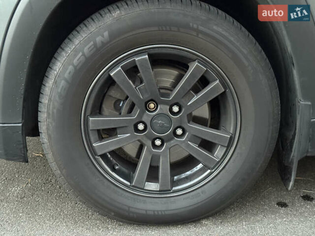 Сірий Шевроле Орландо, об'ємом двигуна 1.8 л та пробігом 167 тис. км за 8600 $, фото 22 на Automoto.ua