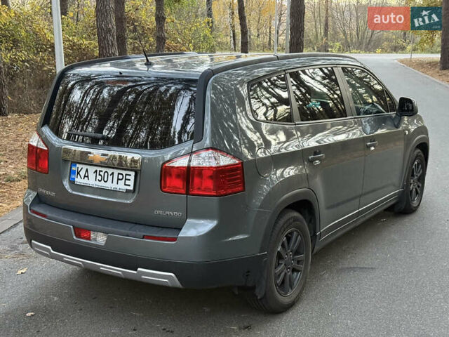 Сірий Шевроле Орландо, об'ємом двигуна 1.8 л та пробігом 167 тис. км за 8600 $, фото 5 на Automoto.ua