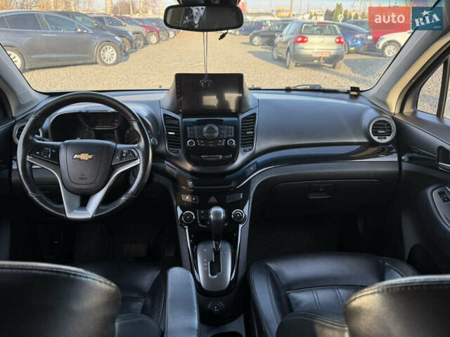 Серый Шевроле Орландо, объемом двигателя 2 л и пробегом 249 тыс. км за 9200 $, фото 8 на Automoto.ua