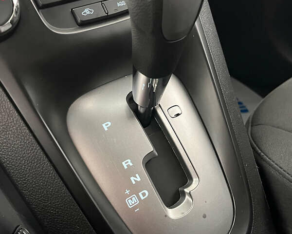 Серый Шевроле Орландо, объемом двигателя 2 л и пробегом 166 тыс. км за 11850 $, фото 22 на Automoto.ua