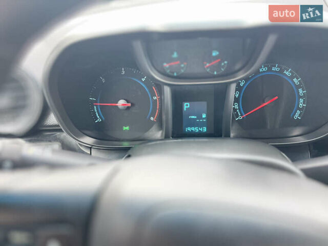 Серый Шевроле Орландо, объемом двигателя 2 л и пробегом 199 тыс. км за 8500 $, фото 13 на Automoto.ua