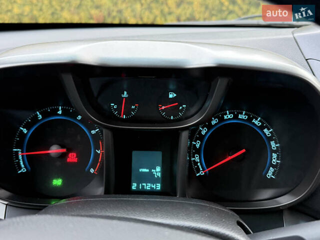 Серый Шевроле Орландо, объемом двигателя 1.8 л и пробегом 217 тыс. км за 7500 $, фото 44 на Automoto.ua