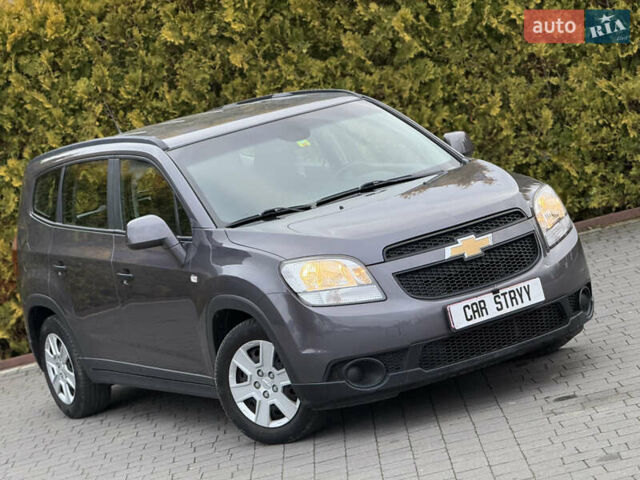 Серый Шевроле Орландо, объемом двигателя 1.8 л и пробегом 217 тыс. км за 7500 $, фото 11 на Automoto.ua