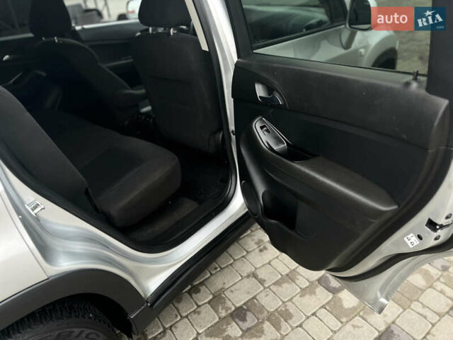 Серый Шевроле Орландо, объемом двигателя 2 л и пробегом 199 тыс. км за 8500 $, фото 17 на Automoto.ua