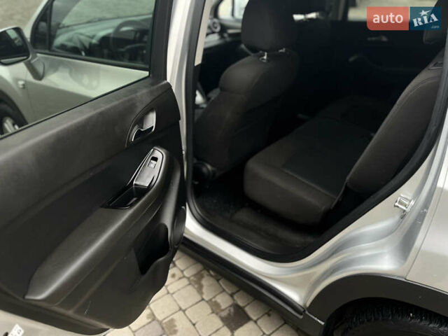 Серый Шевроле Орландо, объемом двигателя 2 л и пробегом 199 тыс. км за 8500 $, фото 19 на Automoto.ua