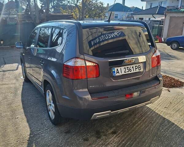 Серый Шевроле Орландо, объемом двигателя 2 л и пробегом 255 тыс. км за 9000 $, фото 2 на Automoto.ua