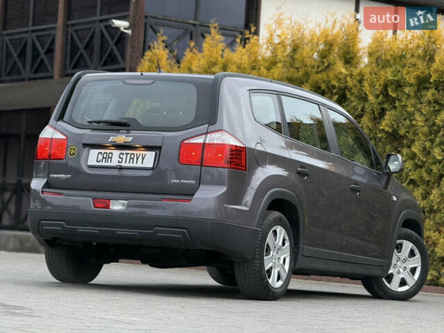 Серый Шевроле Орландо, объемом двигателя 1.8 л и пробегом 217 тыс. км за 7500 $, фото 23 на Automoto.ua