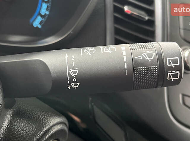 Серый Шевроле Орландо, объемом двигателя 2 л и пробегом 166 тыс. км за 11850 $, фото 13 на Automoto.ua