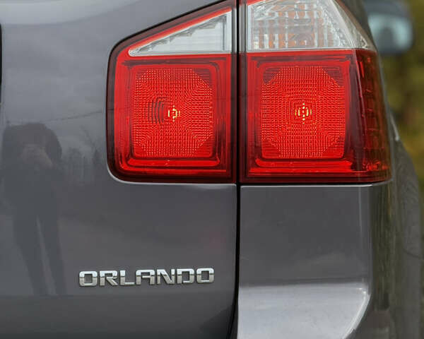 Серый Шевроле Орландо, объемом двигателя 1.8 л и пробегом 217 тыс. км за 7500 $, фото 26 на Automoto.ua