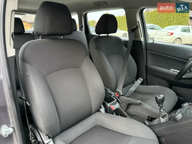 Серый Шевроле Орландо, объемом двигателя 1.8 л и пробегом 217 тыс. км за 7500 $, фото 28 на Automoto.ua