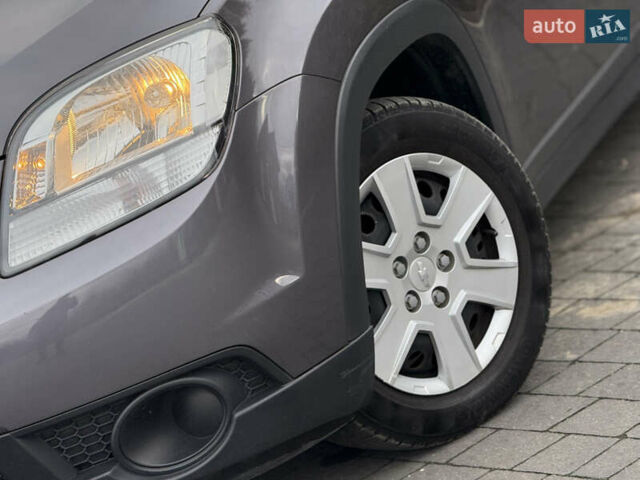 Серый Шевроле Орландо, объемом двигателя 1.8 л и пробегом 217 тыс. км за 7500 $, фото 9 на Automoto.ua
