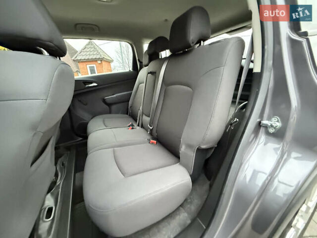 Серый Шевроле Орландо, объемом двигателя 1.8 л и пробегом 217 тыс. км за 7500 $, фото 40 на Automoto.ua