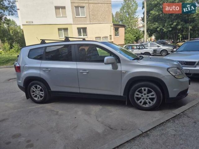Серый Шевроле Орландо, объемом двигателя 2 л и пробегом 260 тыс. км за 10900 $, фото 1 на Automoto.ua