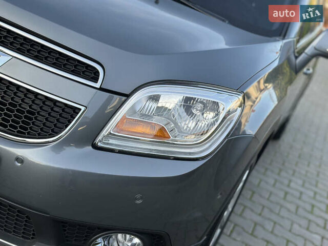 Серый Шевроле Орландо, объемом двигателя 1.6 л и пробегом 75 тыс. км за 12999 $, фото 15 на Automoto.ua