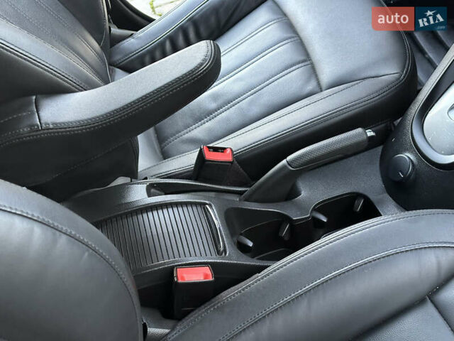 Серый Шевроле Орландо, объемом двигателя 1.6 л и пробегом 75 тыс. км за 12999 $, фото 36 на Automoto.ua