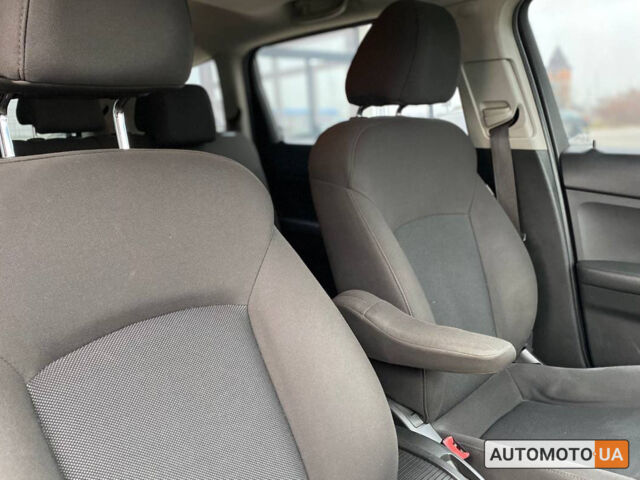 Синий Шевроле Орландо, объемом двигателя 2 л и пробегом 173 тыс. км за 12000 $, фото 18 на Automoto.ua