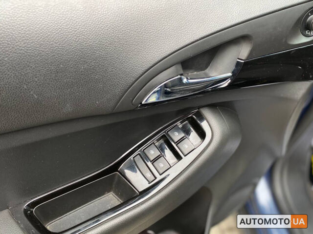 Синий Шевроле Орландо, объемом двигателя 2 л и пробегом 173 тыс. км за 12000 $, фото 9 на Automoto.ua