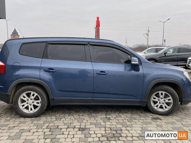 Синий Шевроле Орландо, объемом двигателя 2 л и пробегом 173 тыс. км за 12000 $, фото 7 на Automoto.ua