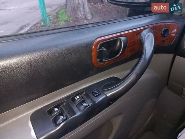 Черный Шевроле Реззо, объемом двигателя 2.01 л и пробегом 331 тыс. км за 1200 $, фото 18 на Automoto.ua