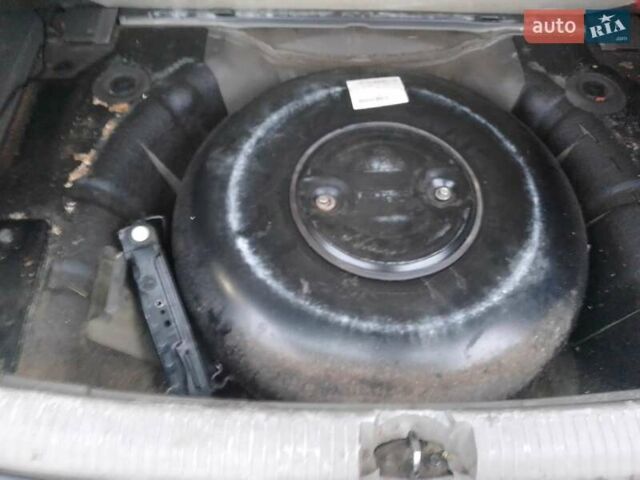 Черный Шевроле Реззо, объемом двигателя 2.01 л и пробегом 331 тыс. км за 1200 $, фото 19 на Automoto.ua