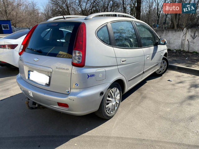 Серый Шевроле Реззо, объемом двигателя 1.6 л и пробегом 230 тыс. км за 3800 $, фото 3 на Automoto.ua