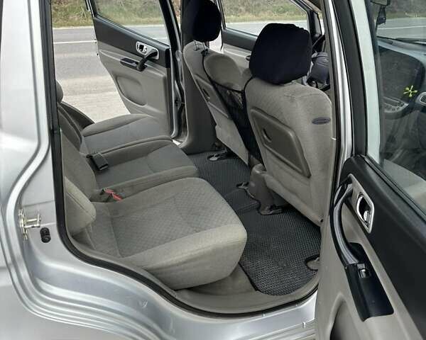 Серый Шевроле Реззо, объемом двигателя 1.6 л и пробегом 185 тыс. км за 3444 $, фото 9 на Automoto.ua