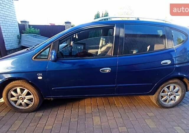 Синий Шевроле Реззо, объемом двигателя 2 л и пробегом 188 тыс. км за 3800 $, фото 1 на Automoto.ua