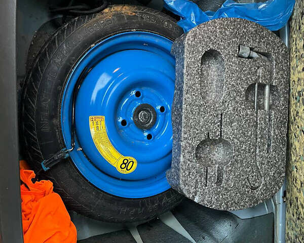 Синий Шевроле Реззо, объемом двигателя 1.6 л и пробегом 240 тыс. км за 3850 $, фото 20 на Automoto.ua