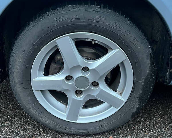 Синий Шевроле Реззо, объемом двигателя 1.6 л и пробегом 240 тыс. км за 3850 $, фото 22 на Automoto.ua