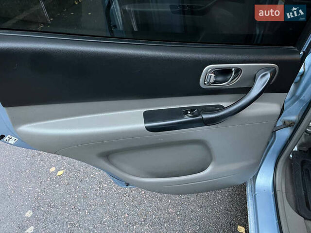 Синий Шевроле Реззо, объемом двигателя 1.6 л и пробегом 240 тыс. км за 3850 $, фото 14 на Automoto.ua