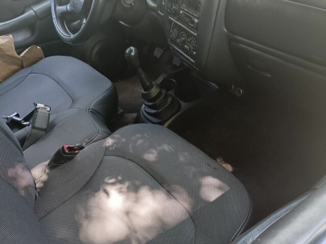 Шевроле С-10 2000 у Миколаєві на Automoto.ua Червоний Шевроле С-10, об'ємом двигуна 2.1 л та пробігом 250 тис. км за 4000 $, фото 3 на Automoto.ua