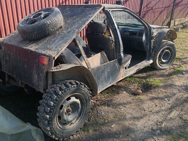 Білий Шевроле ССР, об'ємом двигуна 0 л та пробігом 237 тис. км за 1699 $, фото 6 на Automoto.ua