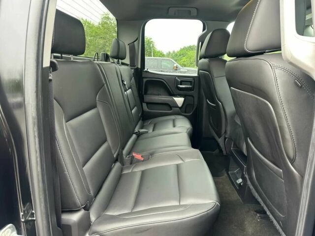 Черный Шевроле Сильверадо, объемом двигателя 5.3 л и пробегом 74 тыс. км за 11000 $, фото 13 на Automoto.ua