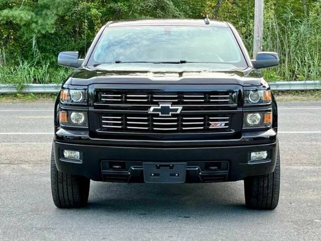 Черный Шевроле Сильверадо, объемом двигателя 5.3 л и пробегом 74 тыс. км за 11000 $, фото 1 на Automoto.ua