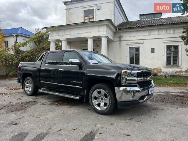 Черный Шевроле Сильверадо, объемом двигателя 5.33 л и пробегом 95 тыс. км за 33000 $, фото 1 на Automoto.ua