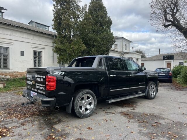 Черный Шевроле Сильверадо, объемом двигателя 5.3 л и пробегом 95 тыс. км за 33000 $, фото 5 на Automoto.ua