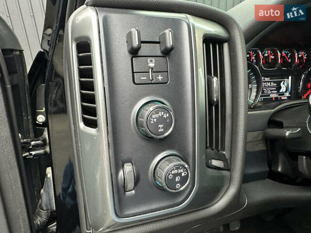 Черный Шевроле Сильверадо, объемом двигателя 5.33 л и пробегом 45 тыс. км за 28999 $, фото 24 на Automoto.ua