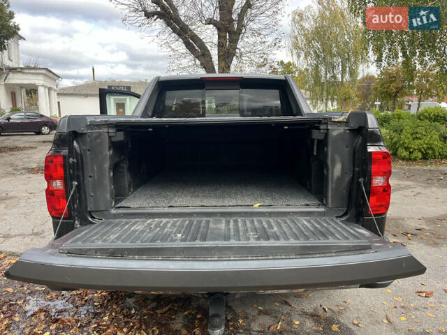 Черный Шевроле Сильверадо, объемом двигателя 5.33 л и пробегом 95 тыс. км за 33000 $, фото 27 на Automoto.ua