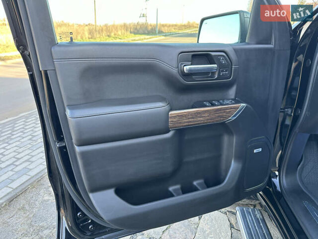 Черный Шевроле Сильверадо, объемом двигателя 6.2 л и пробегом 78 тыс. км за 49999 $, фото 45 на Automoto.ua