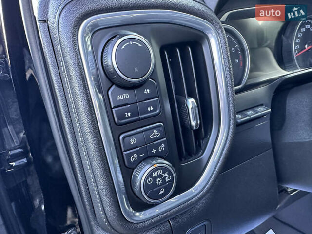 Черный Шевроле Сильверадо, объемом двигателя 6.2 л и пробегом 78 тыс. км за 49999 $, фото 48 на Automoto.ua