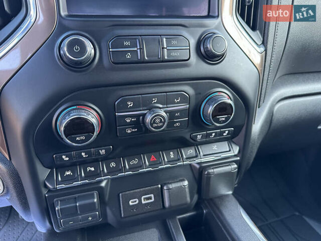 Черный Шевроле Сильверадо, объемом двигателя 6.2 л и пробегом 78 тыс. км за 49999 $, фото 53 на Automoto.ua