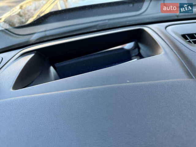 Черный Шевроле Сильверадо, объемом двигателя 6.2 л и пробегом 78 тыс. км за 49999 $, фото 81 на Automoto.ua