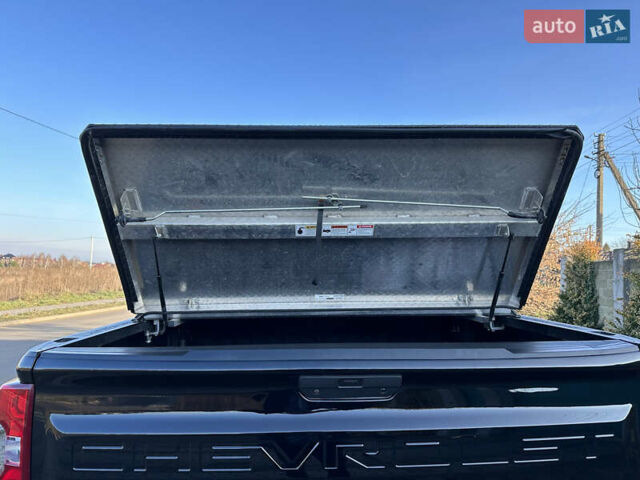 Черный Шевроле Сильверадо, объемом двигателя 6.2 л и пробегом 78 тыс. км за 49999 $, фото 63 на Automoto.ua