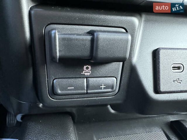 Черный Шевроле Сильверадо, объемом двигателя 6.2 л и пробегом 78 тыс. км за 49999 $, фото 79 на Automoto.ua